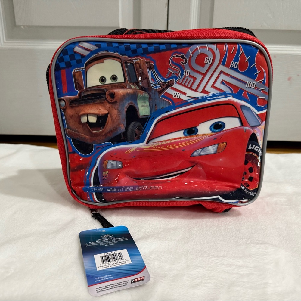 ⭐️NWT ❤️ Disney cars lunch box